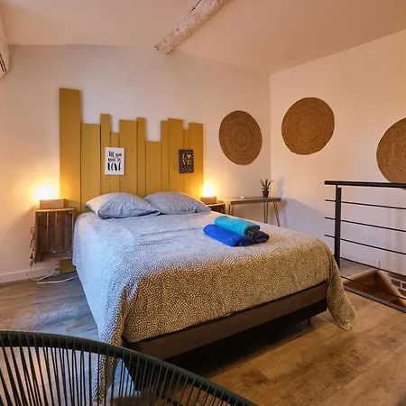 Melina - Jacuzzi - Maison Avec Cour Climatisee Proche Cite Medieval Holiday home