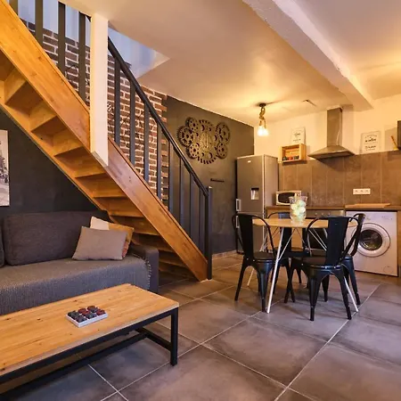 Melina - Jacuzzi - Maison Avec Cour Climatisee Proche Cite Medieval Holiday home *